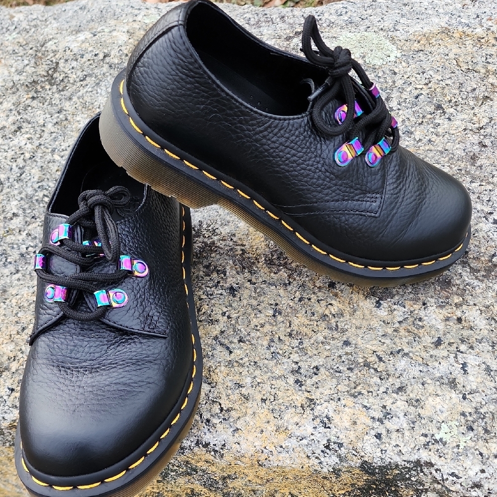 Dr. Martens Shoes Iridescent Hardware Size 6